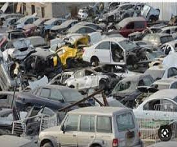 قطع غيارات سيارات الرياض